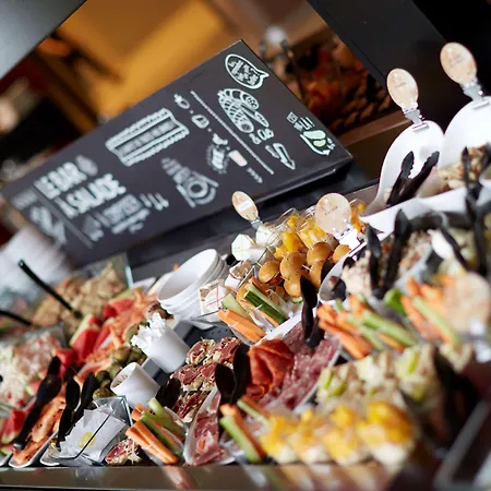 Campanile Centre - Saint Jacques Hotel 3*