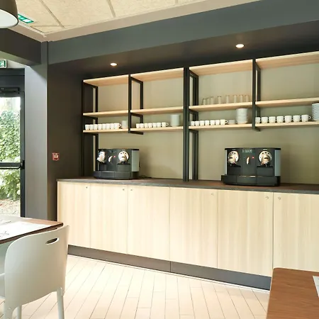 Campanile Centre - Saint Jacques Hotel 3*